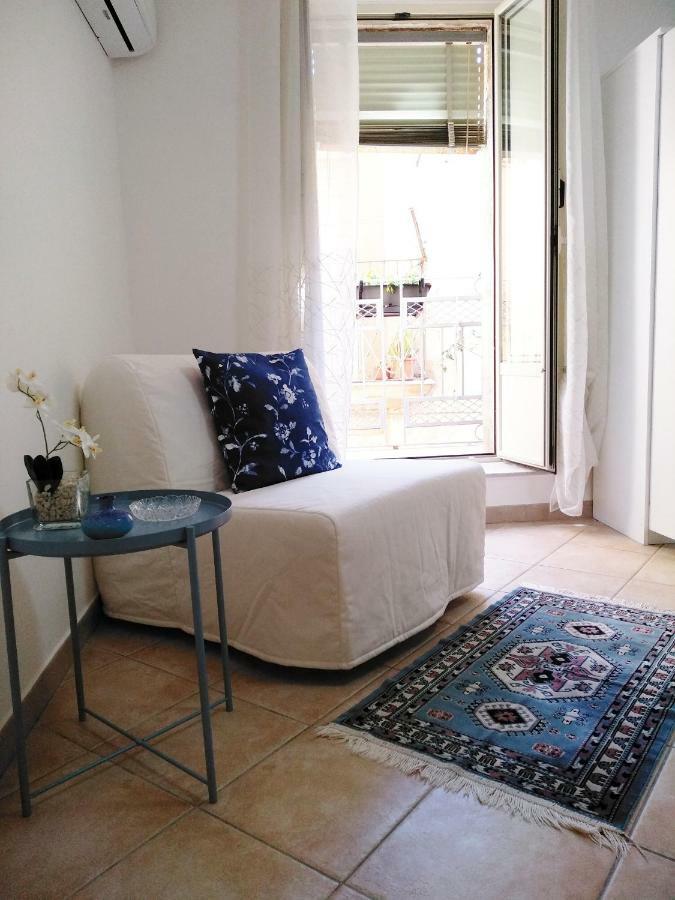 La Casa Di Bianca Apartment Калтаджироне Екстериор снимка