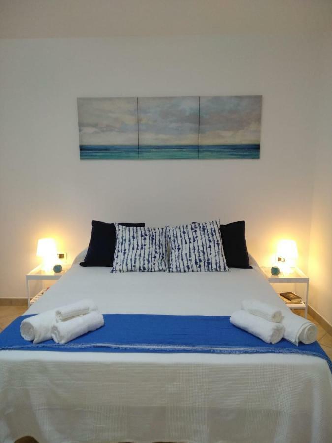 La Casa Di Bianca Apartment Калтаджироне Екстериор снимка