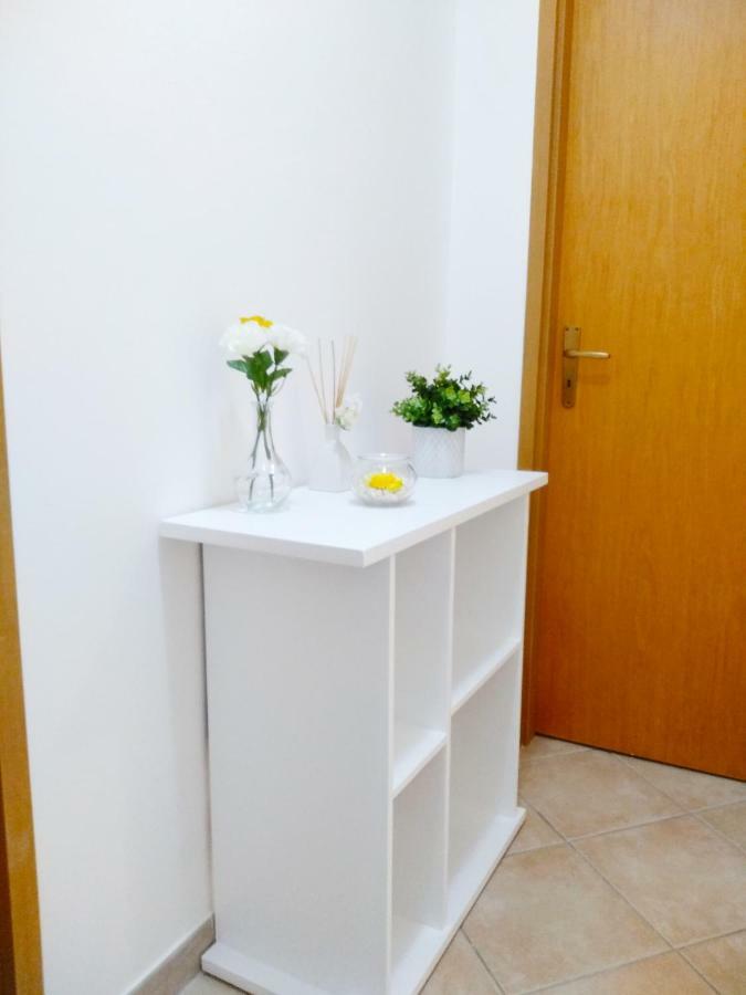 La Casa Di Bianca Apartment Калтаджироне Екстериор снимка
